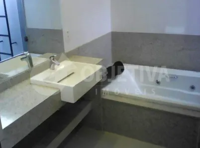Casa com 3 Quartos à venda, 527m² no Cazeca, Uberlândia