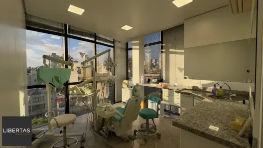 Sala Comercial à venda, 33m² no Petrópolis, Porto Alegre