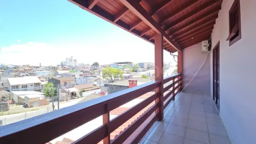 Casa com 3 Quartos à venda, 126m² no Monte Cristo, Florianópolis