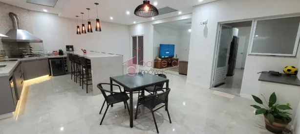 Casa de Condomínio com 3 Quartos à venda, 180m² no Jardim Florestal, Jundiaí