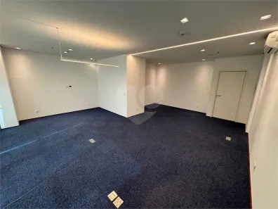 Sala Comercial para alugar, 60m² no Vila Olímpia, São Paulo