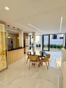 Casa de Condomínio com 3 Quartos à venda, 185m² no Conjunto Habitacional Alexandre Urbanas, Londrina