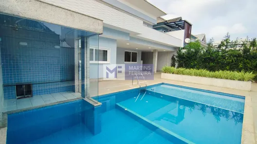 Casa de Condomínio com 4 Quartos para alugar, 358m² no Recreio dos Bandeirantes, Rio de Janeiro