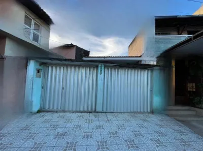 Casa com 3 Quartos à venda, 160m² no Tauape, Fortaleza