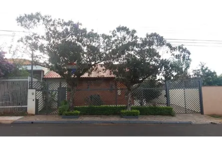 Casa com 4 Quartos para alugar, 220m² no Parque Residencial Lagoinha, Ribeirão Preto
