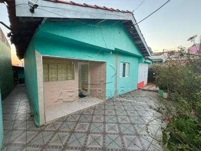 Casa com 2 Quartos à venda, 217m² no Vila Helena, Sorocaba