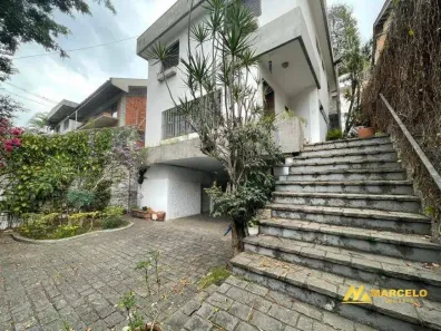 Sobrado com 4 Quartos à venda, 261m² no Vila Madalena, São Paulo