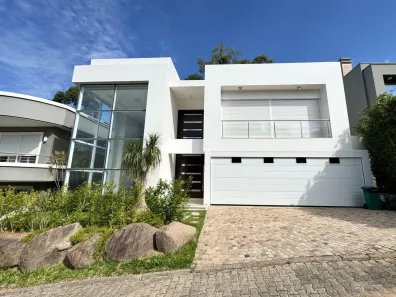 Casa de Condomínio com 4 Quartos à venda, 390m² no Guarani, Novo Hamburgo