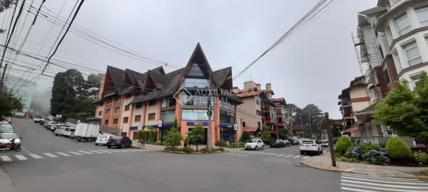 Sala Comercial para alugar, 57m² no Centro, Gramado
