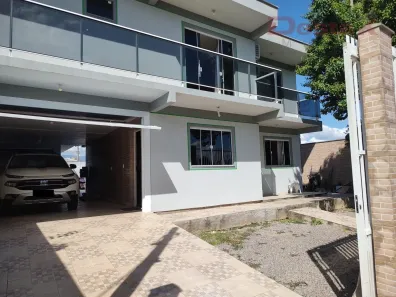 Casa com 3 Quartos à venda, 187m² no Caminho Novo, Palhoça