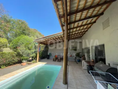 Casa com 2 Quartos à venda, 125m² no Tubalina, Uberlândia
