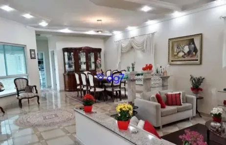 Sobrado com 3 Quartos à venda, 460m² no Parque dos Príncipes, São Paulo
