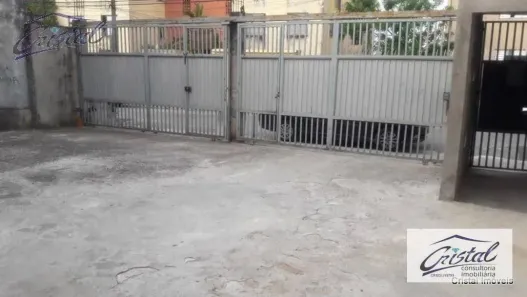 Casa com 8 Quartos à venda, 253m² no Jardim Ester Yolanda, São Paulo