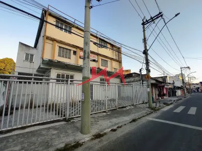 Prédio Comercial à venda, 565m² no Vila Três, São Gonçalo