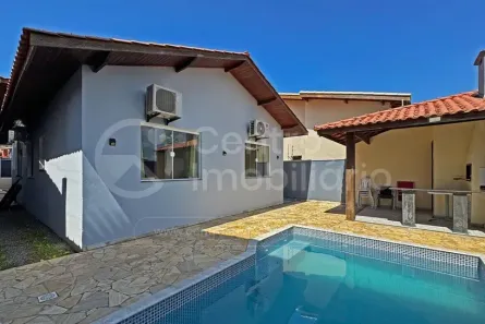 Casa com 3 Quartos à venda, 153m² no Estancia Sao José, Peruíbe