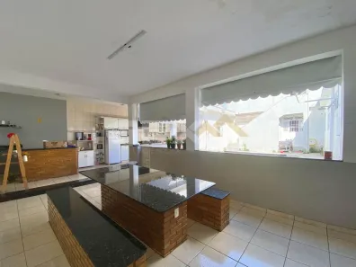 Casa com 6 Quartos à venda, 150m² no Alvorada, Divinópolis