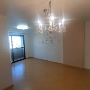 Apartamento com 4 Quartos para alugar, 130m² no Vila Nova Cidade Universitária, Bauru