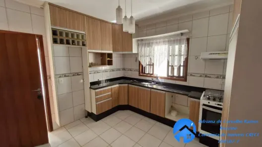 Casa com 2 Quartos à venda, 250m² no Jardim Rio das Pedras, Cotia