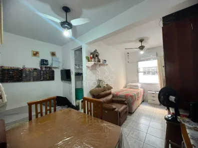 Kitnet à venda, 30m² no Aparecida, Santos
