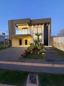 Casa de Condomínio com 4 Quartos à venda, 217m² no Jardins Capri, Senador Canedo