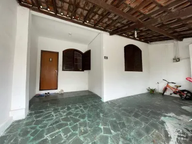 Casa com 3 Quartos à venda, 150m² no JK, Contagem