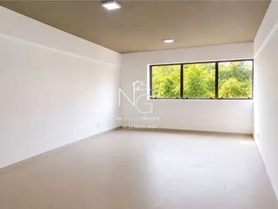 Sala Comercial à venda, 34m² no Jardim São Vicente, Cotia