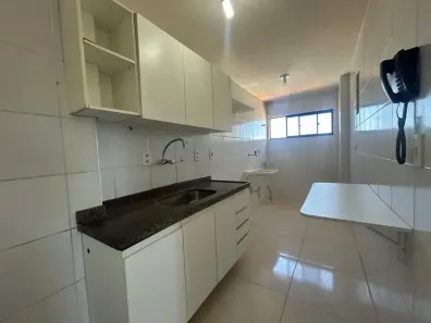 Apartamento com 2 Quartos para alugar, 60m² no Mangabeiras, Maceió