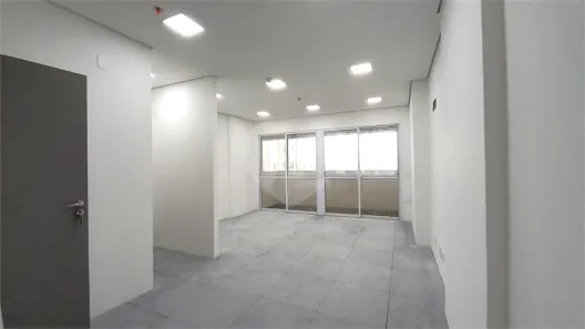Sala Comercial para alugar, 37m² no Baeta Neves, São Bernardo do Campo