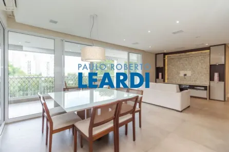 Apartamento com 3 Quartos à venda, 177m² no Jardim Monte Kemel, São Paulo