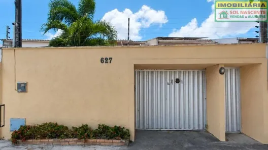 Casa com 4 Quartos para alugar, 197m² no Engenheiro Luciano Cavalcante, Fortaleza