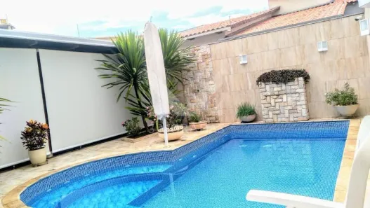Sobrado com 4 Quartos à venda, 320m² no Residencial Porto Seguro, Goiânia