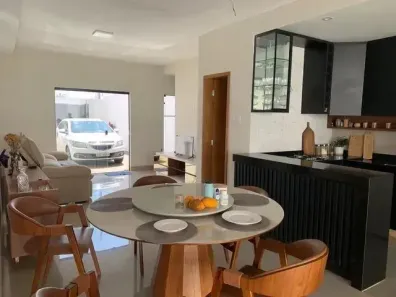 Casa com 2 Quartos à venda, 85m² no Novo Mundo, Uberlândia