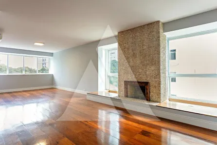 Apartamento com 2 Quartos à venda, 220m² no Cerqueira César, São Paulo