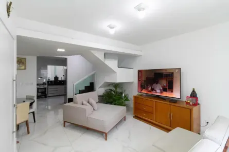 Casa com 3 Quartos à venda, 320m² no Cabral, Contagem