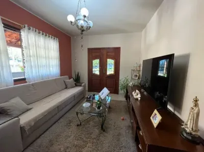 Casa com 3 Quartos à venda, 140m² no Bingen, Petrópolis