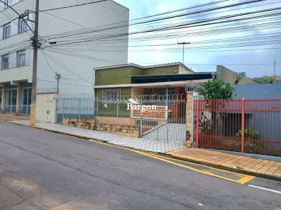 Casa com 3 Quartos à venda, 224m² no Bairu, Juiz de Fora