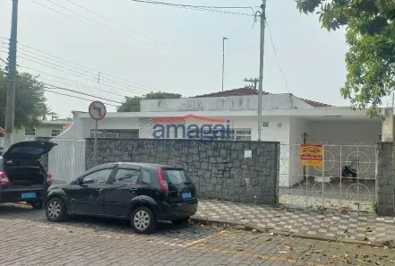 Imóvel Comercial à venda, 196m² no Jardim Leonídia, Jacareí
