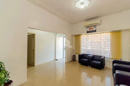 Casa com 5 Quartos à venda, 212m² no São João, Porto Alegre
