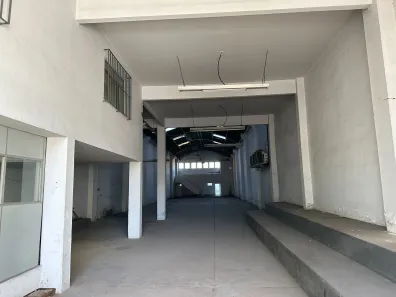 Galpão/Depósito/Armazém para alugar, 600m² no Parada de Lucas, Rio de Janeiro