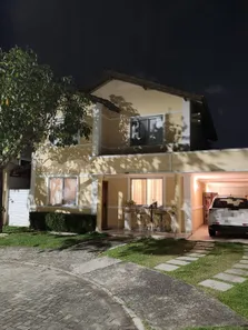 Casa com 4 Quartos à venda, 230m² no Santa Luzia, Serra