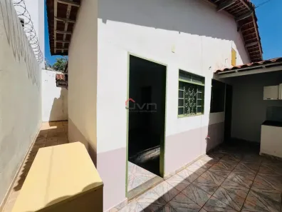 Casa com 1 Quarto à venda, 45m² no Marta Helena, Uberlândia