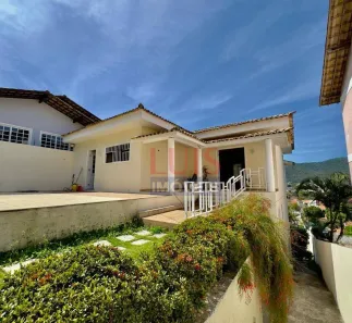 Casa com 3 Quartos à venda, 288m² no Maravista, Niterói