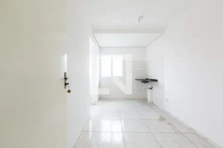 Apartamento com 2 Quartos à venda, 50m² no Vila Carmosina, São Paulo