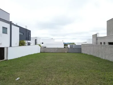 Lote/Terreno à venda, 450m² no São Pedro, Juiz de Fora