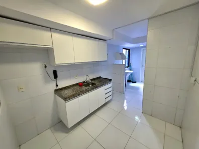 Apartamento com 3 Quartos para alugar, 87m² no Calhau, São Luís