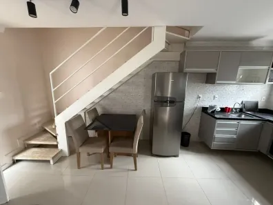 Sobrado com 2 Quartos para alugar, 150m² no Flores, Manaus