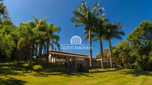 Fazenda/Sítio com 3 Quartos à venda, 600m² no Zona Rural, Salto de Pirapora