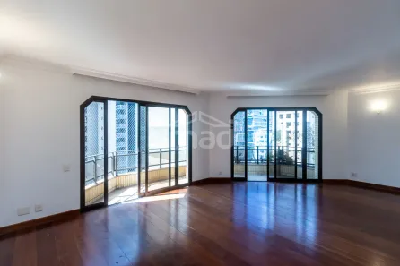 Apartamento com 3 Quartos para alugar, 240m² no Itaim Bibi, São Paulo