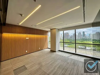 Sala Comercial para alugar, 678m² no Vila Nova Conceição, São Paulo