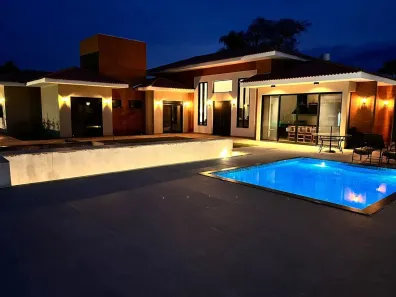 Casa com 4 Quartos à venda, 293m² no Condomínio Riviera de Santa Cristina XIII, Paranapanema